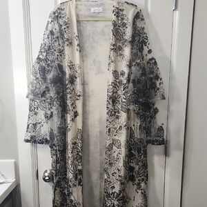 Jess Lea Embroidered Kimono